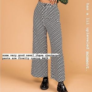 Dressed in LALA Checkered Wide-leg Pants